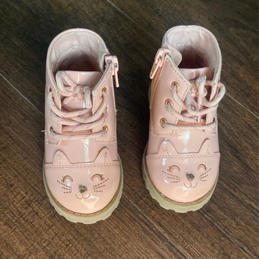 Toddler girl boots size 4